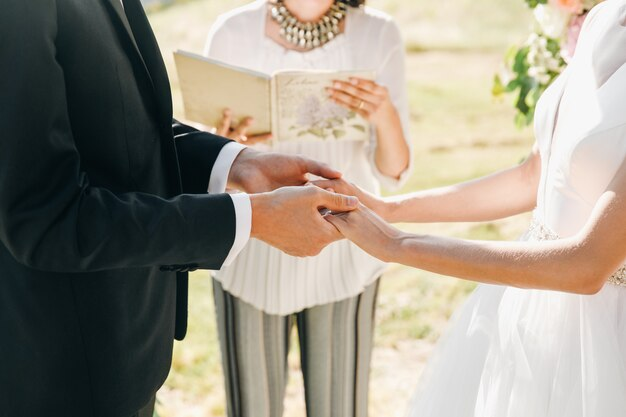 Mastering the Wedding Officiant Side Hustle: Key Tips for Success