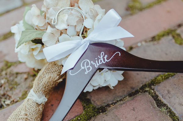 Bride Decal Hanger, Font 1